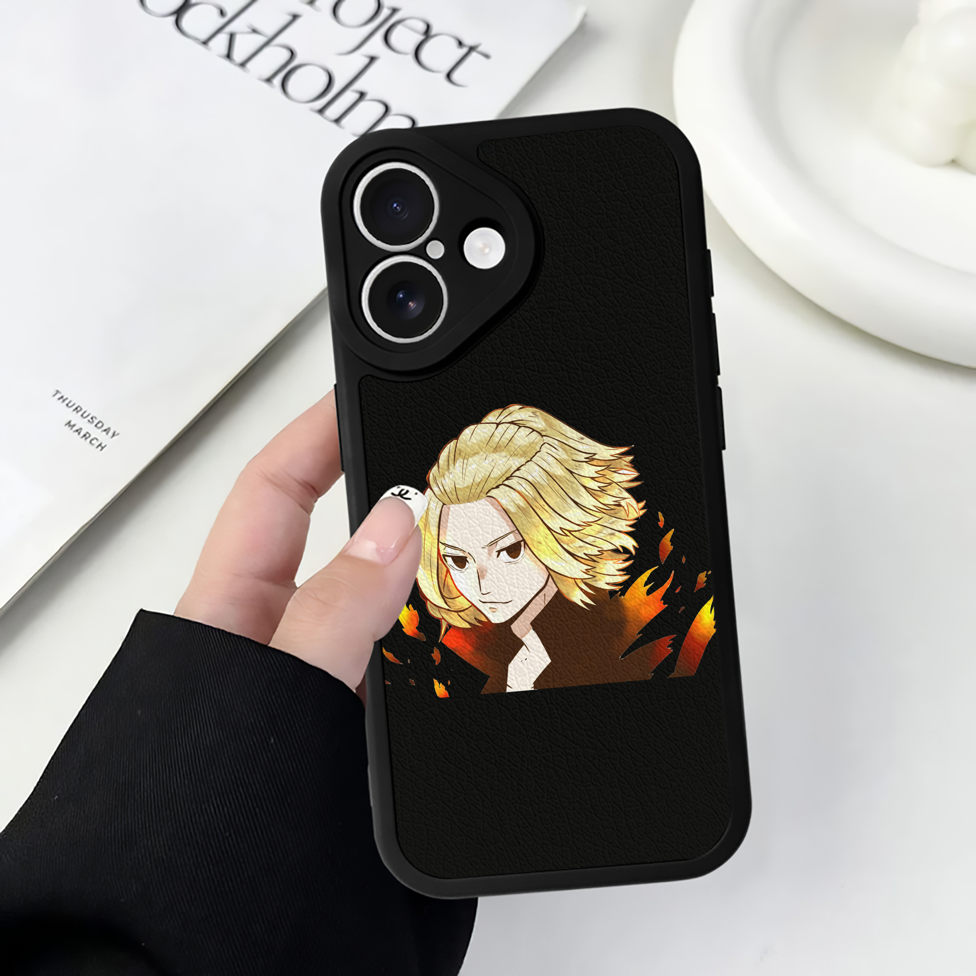（画像用） 東京リベンジャーズ Tokyo Revengers 【iPhone 16シリーズ対応】シリコンスマホケース（レザー調） 材質：シリコン